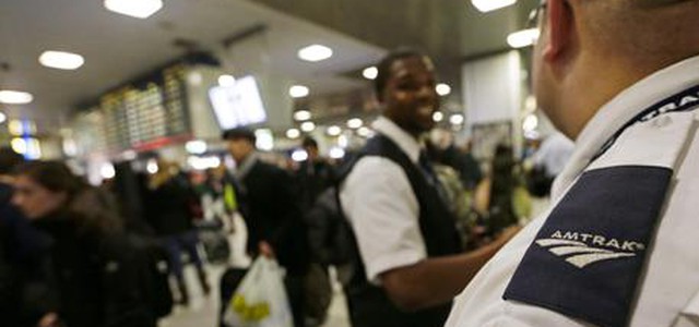 Panico e feriti a Penn Station New York