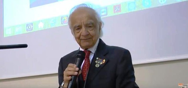 Zichichi a Catanzaro: "Ai ragazzi dico che siamo dotati di ragione, usiamola giorno e notte" (VIDEO)