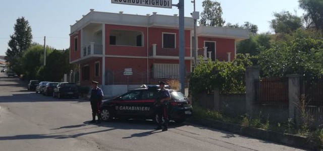 Maltrattamenti a moglie e figli, allontanato da casa