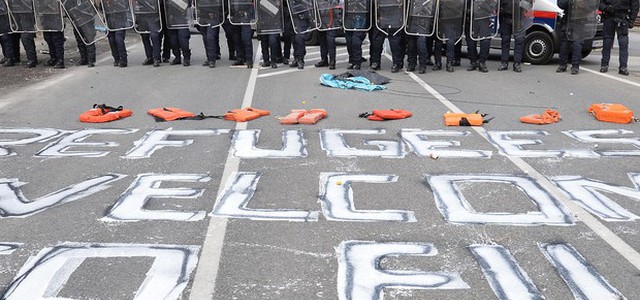 Migranti, Austria pronta a schierare esercito al confine