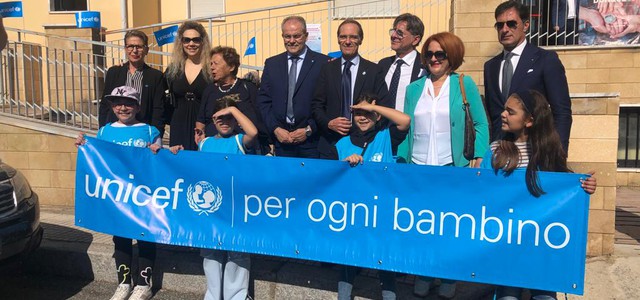 Pietro Falbo, presidente della Camera di Commercio di Catanzaro-Crotone-Vibo, le congratulazioni del presidente del Comitato Unicef Calabria, Giuseppe Raiola