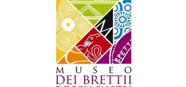 Ceramica contemporanea al Museo dei Brettii e degli Enotri nella mostra “Terre in Vista”  