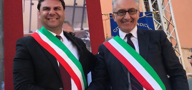 La seta unisce Mendicino e Caserta