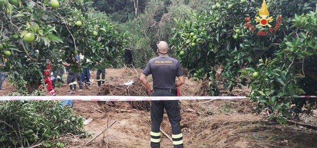 Tragedia San Pietro Lametino, ritrovato il cadavere del piccolo Nicolò