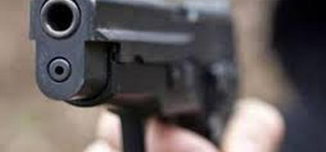 Flash: Sparo in Via Chimirri a Catanzaro, perde la vita un uomo