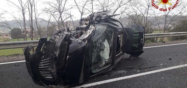 Incidente stradale ss 107, cinque i feriti (FOTO)
