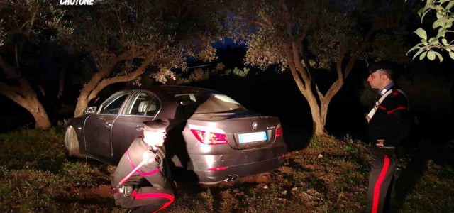 Forza posto di blocco carabinieri, arrestato