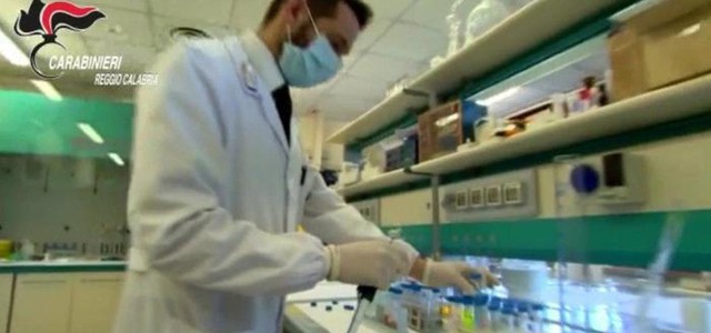 Incastrato dal test del dna dopo 10 anni autore di una rapina a mano armata