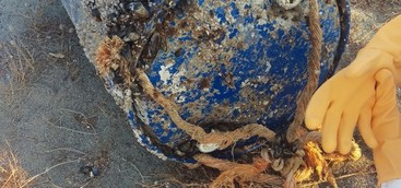 Fusto sospetto sulla spiaggia nel Catanzarese, nessuna sostanza tossica o nociva
