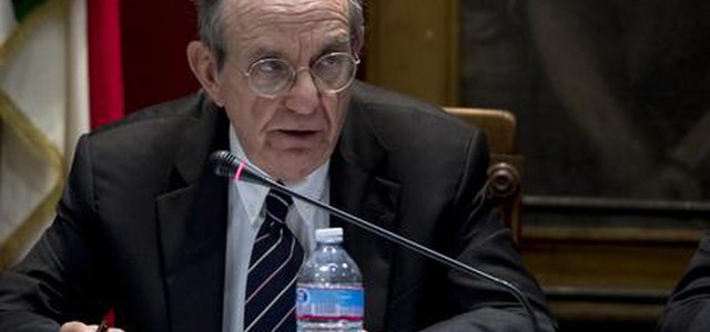 Padoan: "Crescita non basta,disoccupazione inaccettabile"