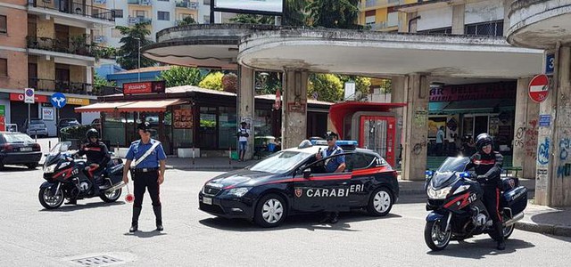 Furti d'auto ed estorsioni, quattro arresti