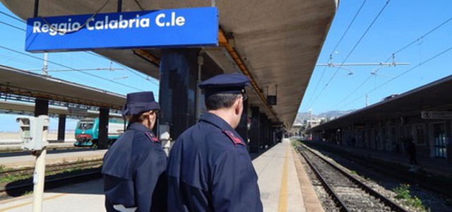 Si allontana da comunità, trovata 15enne