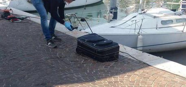 Cadavere in trolley: la madre, pronta a tornare in Italia