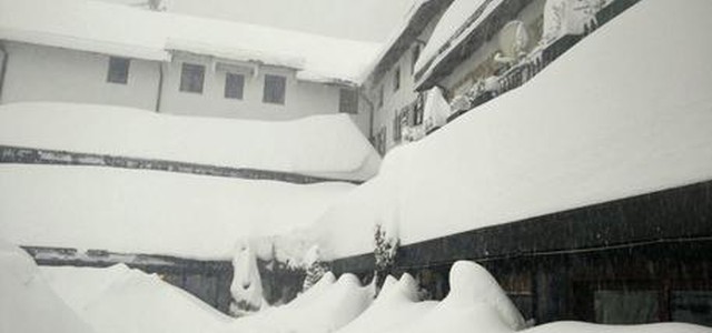 Rigopiano: risate un'ora prima della valanga