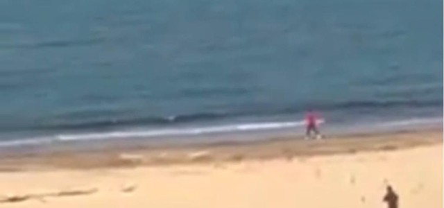 L'ironia corre sul web, ma il runner sembra comunque più veloce (VIDEO)