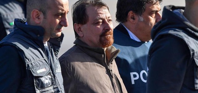 Cesare Battisti trasferito al carcere di Rossano