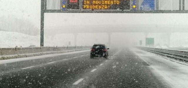 Neve, la Protezione Civile impegnata nei soccorsi