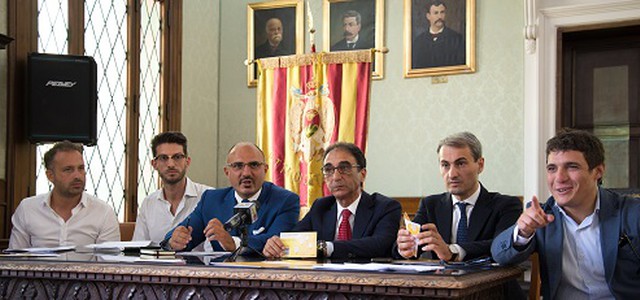 Abramo alla presentazione di Catanzaro Design Week
