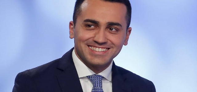 Di Maio a Cosenza per l'assemblea del Movimento "Riorganizziamoci Calabria"