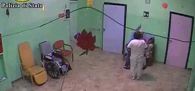 Anziano morto per maltrattamenti, nove a processo