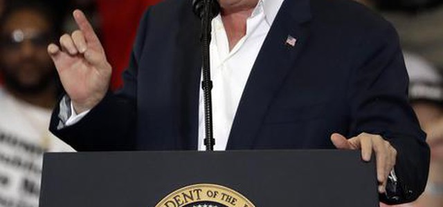 Trump ci ricasca e inventa un attacco in Svezia