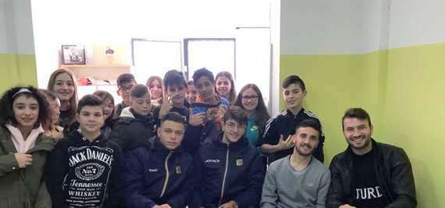 "Il Catanzaro sale in cattedra", secondo incontro con gli studenti dell'i.c. Catanzaro est
