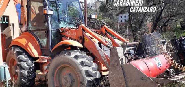 Catanzaro, furto in deposito: Carabinieri recuperano refurtiva
