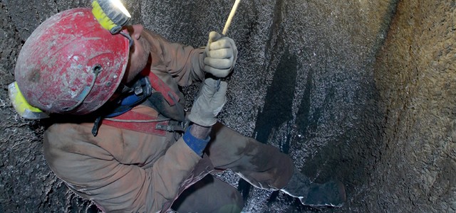 Speleologi bloccati in una grotta nel parco Nazionale del Pollino
