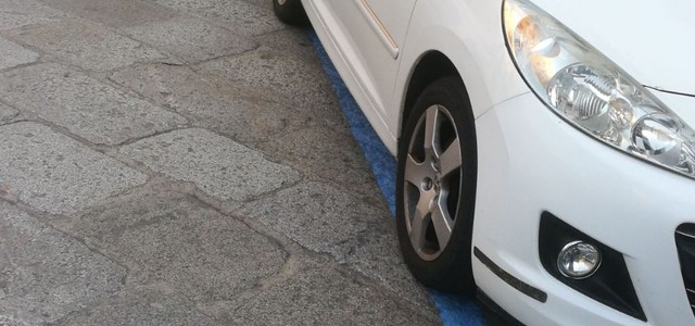 Presunte irregolarità strisce blu in Piazza Prefettura, Abramo vuol vederci chiaro