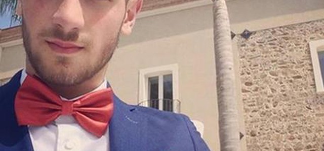 Fiaccolata per giovane ucciso da 15enne