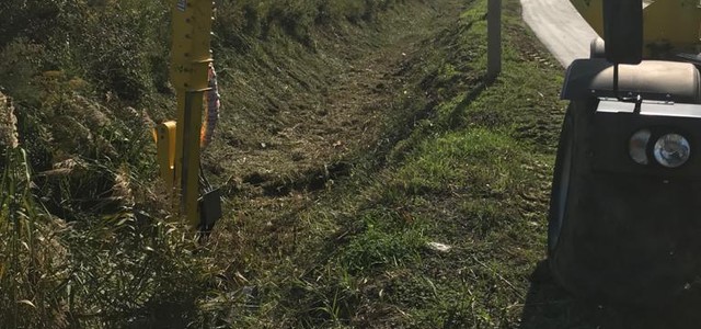 Consorzio di Bonifica di Catanzaro: continuano i lavori di manutenzione e pulitura dei fossi. L’ultimo intervento a Catanzaro Lido loc. Tiriorello
