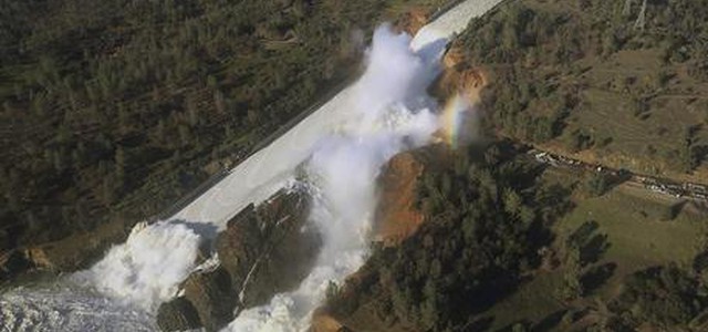 Timori per diga in California, evacuate 188mila persone