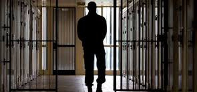 INCENDIO IN CARCERE A RIETI, AGGRESSIONE AD AGENTE A REGGIO CALABRI, DI GIACOMO: COSA DOBBIAMO ASPETTARCI ANCORA IN QUEST’ESTATE DI FORTI TENSIONI NELLE CARCERI?