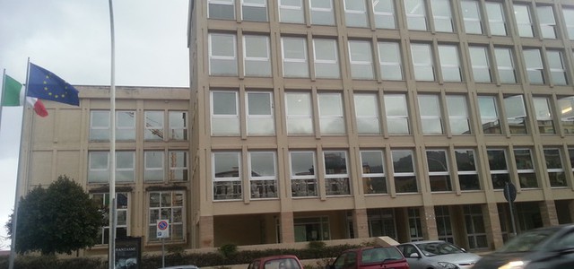 Covid, a Lamezia chiusi Tribunale e sede Inps