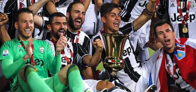 Juventus Lazio 2-0, Coppa Italia ai bianconeri. E' il primo passo verso il triplete