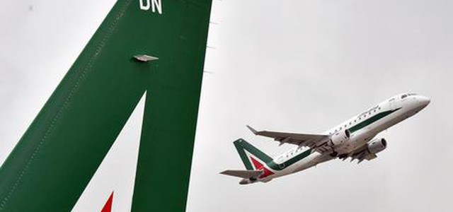Alitalia: fondo Usa Cerberus manifesta interesse al gruppo. Lufthansa: 'Acquisto fuori questione'