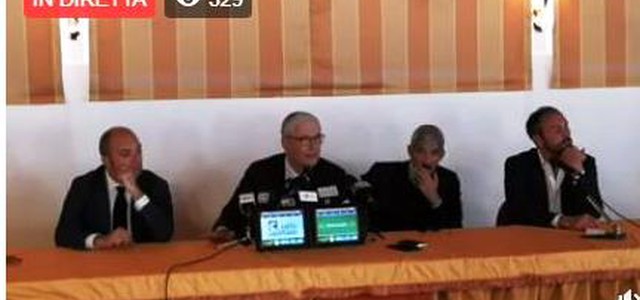 Il Catanzaro presenta il nuovo allenatore Dionigi: "E' una grande occasione"