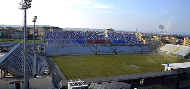 No soprintendenza, Crotone senza stadio