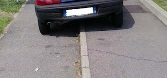 No a soste selvaggie sui marciapiedi nel centro cittadino, su corso Garibaldi e via Roma