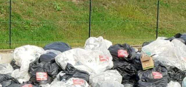 RIFIUTI , SEQUESTRATA DISCARICA ABUSIVA ALLA CITTADELLA REGIONALE