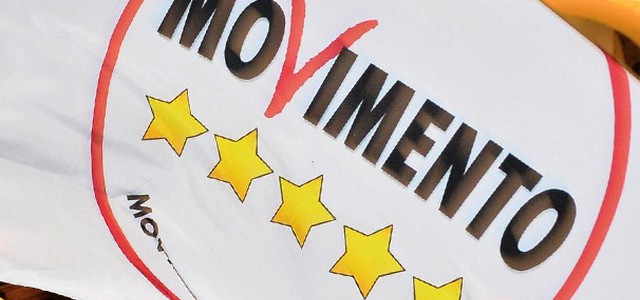 Arriva a Cosenza l'iniziativa M5s "AcquaRaggia", a tutela dei cittadini contro le bollette abusive