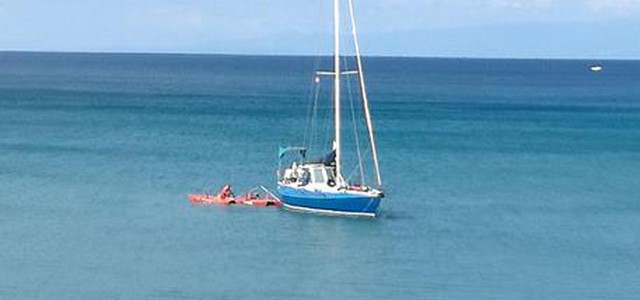Veliero con 12 migranti nel Reggino