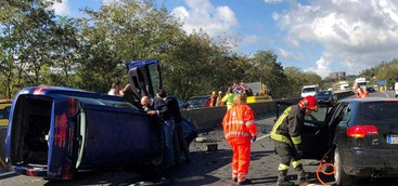 Incidente stradale sulla statale 280, sei feriti: quattro sono gravi (VIDEO)