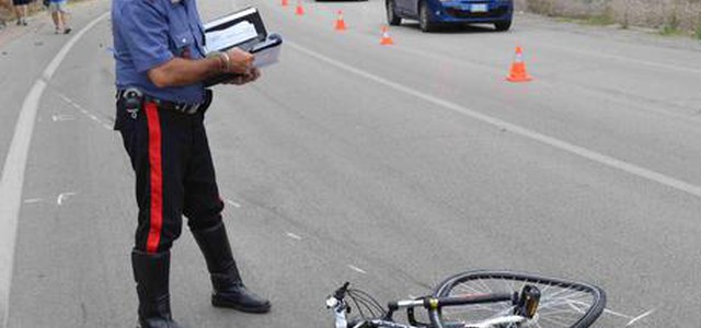Ciclista travolto perde la vita nel Catanzarese
