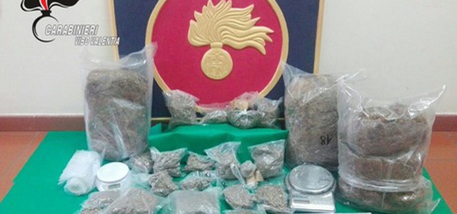 Sequestrati sei kg marijuana, due arresti