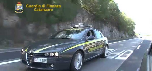 'Ndrangheta a Lamezia, sequestro e confisca beni per un milione e mezzo di euro ad affiliati e prestanome