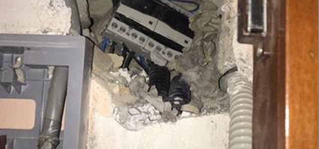 Bar allacciato illegalmente all'energia elettrica, arrestato