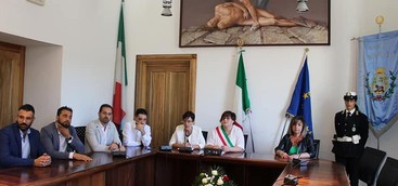 L’Amministrazione comunale di Borgia premia coraggio e altruismo, consegnati encomi