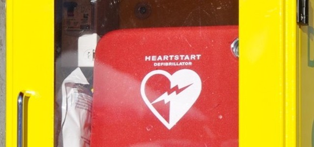 Due defibrillatori per la comunità di Botricello