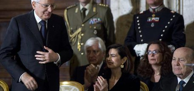 Mattarella: partiti riflettano, concorrano per Italia